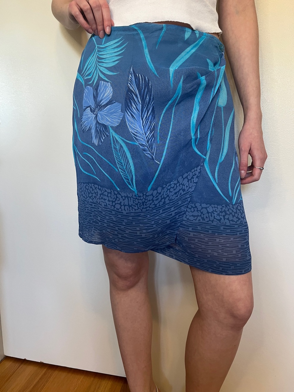 Blue Floral Print Mini Skirt